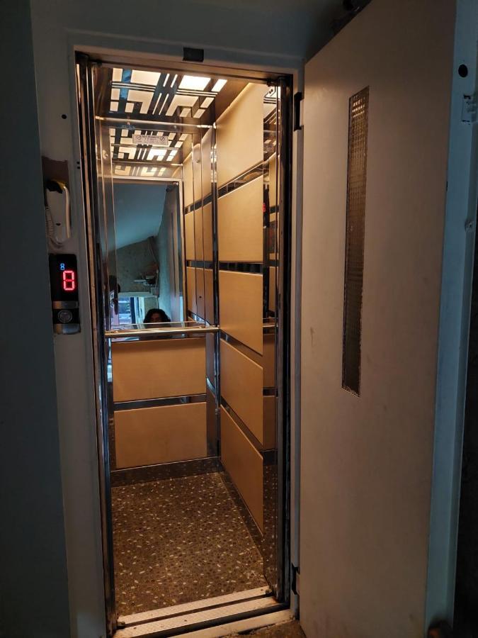 Taksim Sem Hotel Istanboel Buitenkant foto