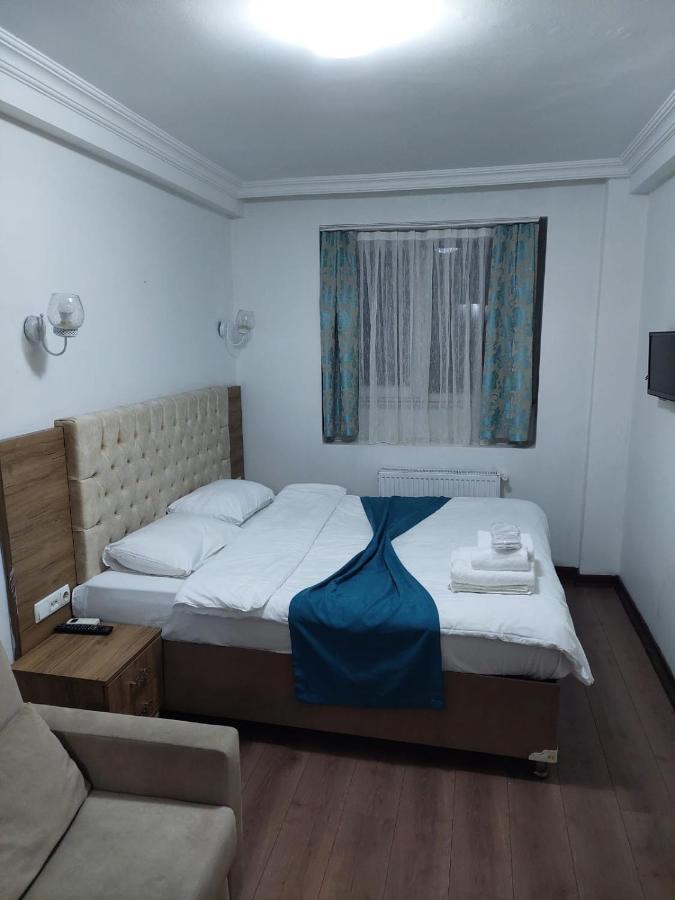 Taksim Sem Hotel Istanboel Buitenkant foto