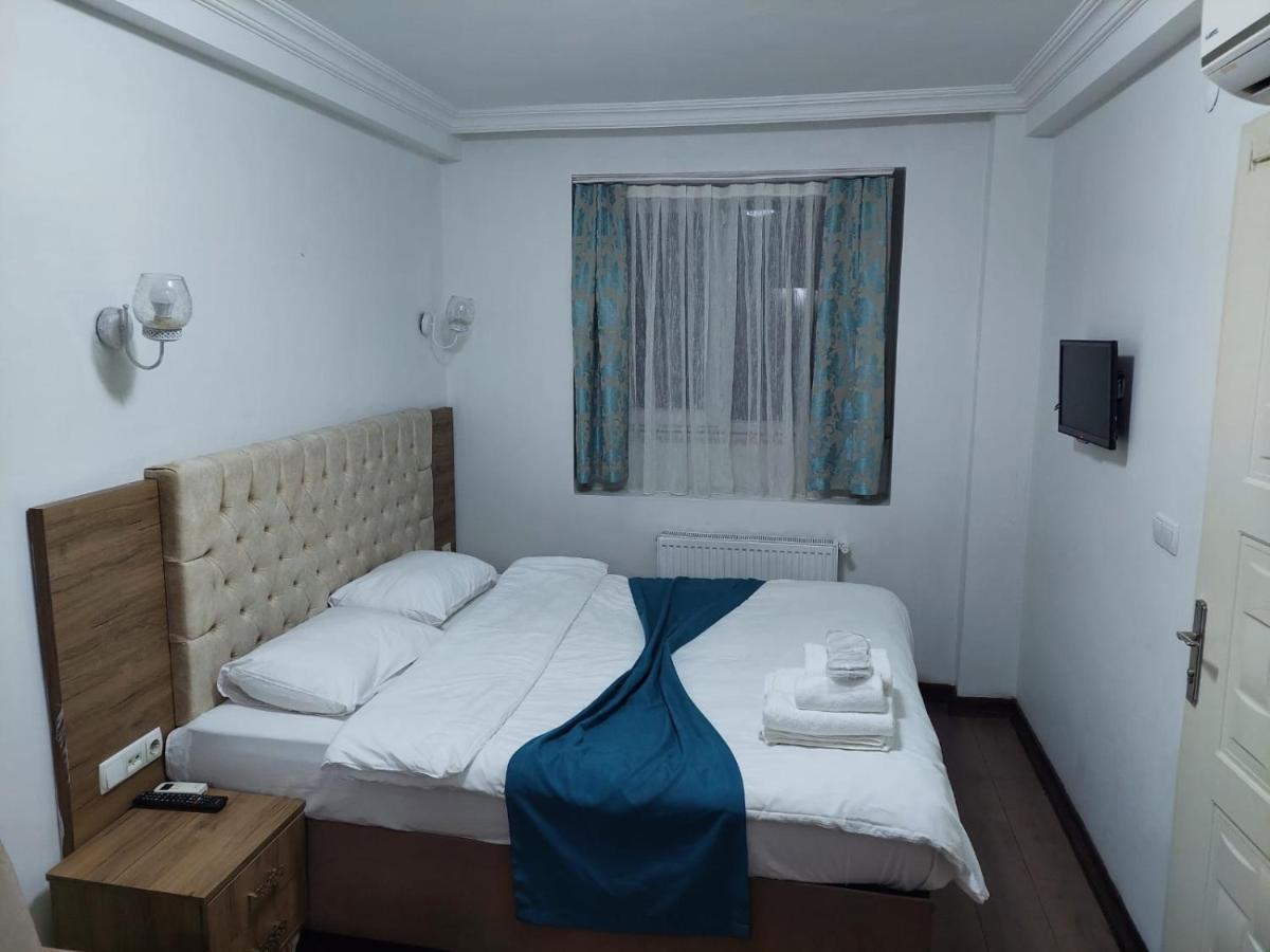 Taksim Sem Hotel Istanboel Buitenkant foto
